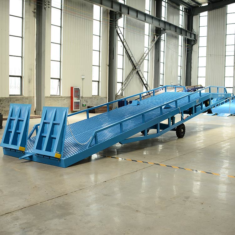 移動(dòng)登車(chē)橋